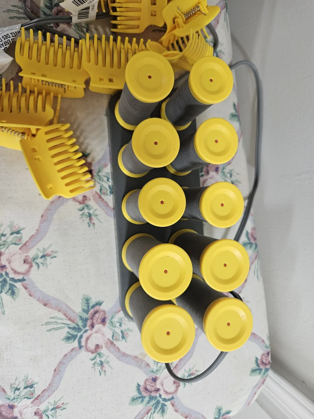 Drybar Roller Club Hot Roller With Clips And Travel Case